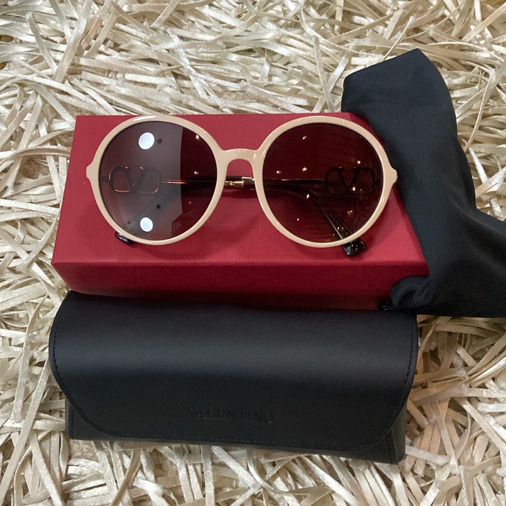 Valentino Sunglasses VA4075 New with box, sack, case; Beige w/ V Stones & Stud